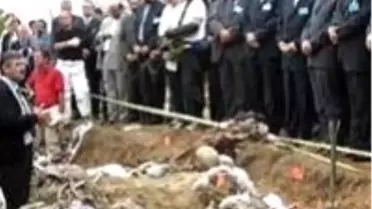 Srebrenitsa Katliamı Raporları Birbirini Tutmuyor