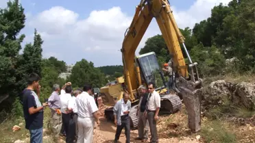Silifke Köylerinde Yol Yapım Çalışmaları Sürüyor
