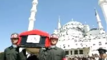 Şehit Erin Cenazesinde Teröre Lanet Yağdı