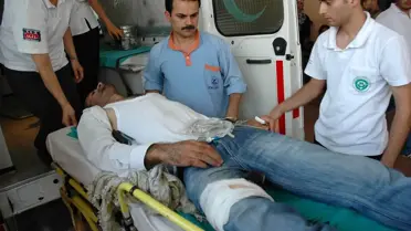 Adana'da Bıçaklı Kavga: 2 Yaralı
