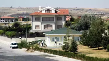 Cumhurbaşkanı Sezer'in Gölbaşı'ndaki Evinde Hummalı Çalışma