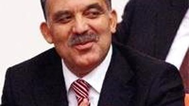 Gül'e Tebrik Yağdı