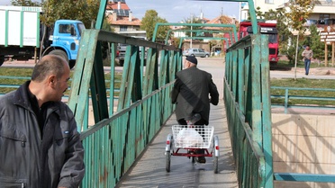 Yaya Köprüsünde Taşıt Trafiği