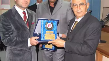 Akhisar'da, Başarı Ödülleri Sahiplerini Buldu