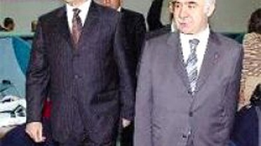 Petroldeki Artış Cari Açığı Gündeme Getirir Ama Şu Anda Yönetilebilir