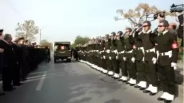 Şehit Asker Son Yolculuğuna Uğurlandı