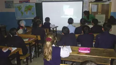 Altınoluk'ta Dersler Sinevizyonla İşleniyor