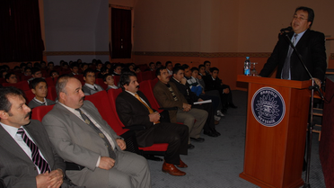 Ünver, Kentlilik Bilinci Konferansını Sürdürüyor