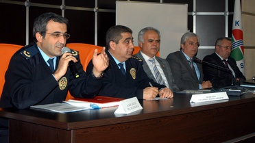 Kepez Çalışanı Polisin Hizmetinde