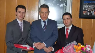 Mkü Öğrenci Konseyinden, Rektör Canda'ya Ziyaret