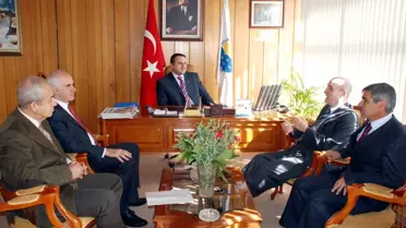 Ankara Üniversitesi Rektörü Aras, Başkan Haşlak'ı Ziyaret Etti