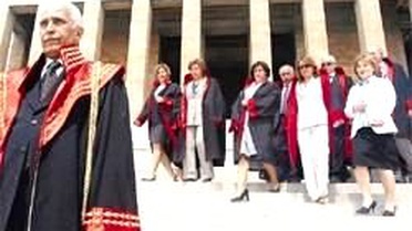 AKP'ye Nazi Benzetmesi!
