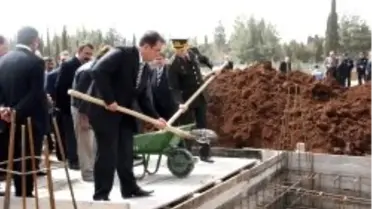 Şehit Anıtı ve Şehit Mezarlığının Yapımına Başlandı