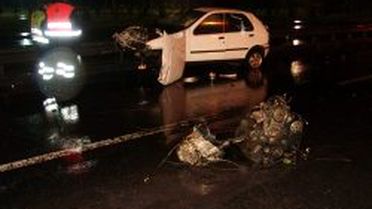 Küçükçekmece'de Trafik Kazası: 2 Ölü, 3 Yaralı