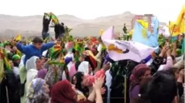 Derik'te Nevruz Bayramı Kutlandı