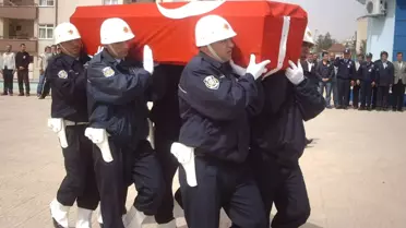 Kalp Krizi Geçirerek Ölen Polis Memuruna Tören