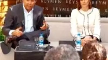 'Bu Kriz de Geçer'i Benimsedi 'Prens Olacak Kurbağa' Öptü