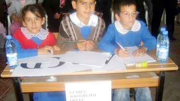 Hani'de İlköğretim Okulları Arası Bilgi Yarışması Düzenlendi