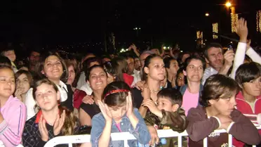 Kuşadası'nda İzel Coşkusu