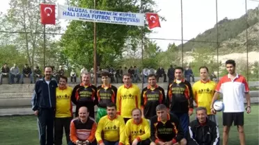 Dursunbey'de, 'Ulusal Egemenlik Kupası' Halı Saha Futbol Turnuvası