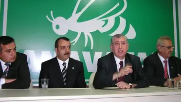 Eski Milletvekili Akdoğan'dan Anavatan Malatya İl Teşkilatı'na Ziyaret
