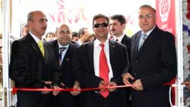 Engelli Kadınların El Emekleri Sergileniyor