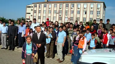 Dargeçitli Fakir Öğrenciler Mardin'in Tarihi Yerlerini Gezdi