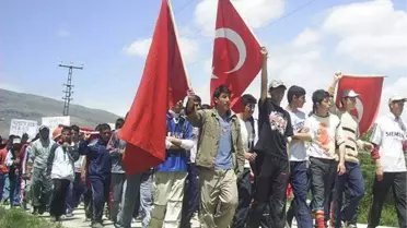 Muradiye'de 'Halk Yürüyüşü'