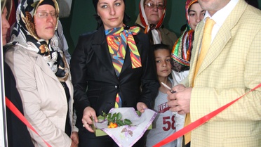 Beyköy'de Belediye ile Hem İşbirliğinde El Sanatları Sergisi ve Kermesi Açıldı