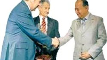 Dünya İletişiminin Geleceği Türkiye'de Tartışılacak