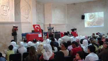Nusaybin'de Kız Kur'an Kursu Öğrencileri Kur'an-ı Kerim'i Güzel Okumak İçin Yarıştı