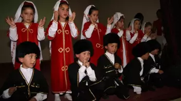 Hisarcık'ta Öğrencilerden Yıl Sonu Gösterisi
