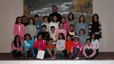 'Gitarcı Kız ve Beyaz Kelebekler' Domaniç Turnesine Çıkıyor