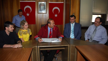 MHP Milletvekili Varlı Nikah Şahidi Oldu