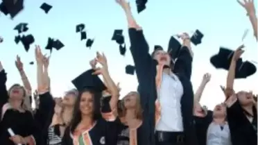Mkü'de Mezuniyet Coşkusu