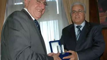 Batı Avustralya Valisi Kenneth Mıchaell'den Vali Orhan Kırlı'ya Ziyaret