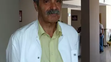Eski Sağlık Bakanı Karahan, Yeniden Doktorluğa Başladı