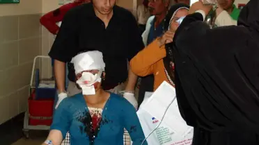 Tarım İşçilerini Taşıyan Traktör Devrildi: 28 Yaralı