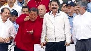 Chavez 'Kapa Çeneni' Diyen Kral'a Misafir Olacak