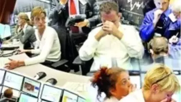 Wall Street Domino Etkisi ile Dünya Borsalarını Yıktı, Kriz Asya'ya Sıçradı