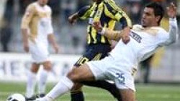 Alex Geldi Fenerbahçe Durdu