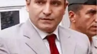 'Efemine Binbaşı İnandırıcı Gelmedi'