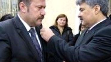AKP'den İstifa Edip MHP'ye Geçti