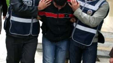 Anne ile İki Çocuğunun Katili Komşu Çıktı