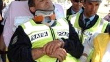 Polisi Dövdü