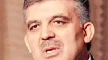 Gül, 'İnatlaşmayın' Çağrısı Yapıyor, Erdoğan 'Taksim Meydanı Asla Olmaz' Diyor