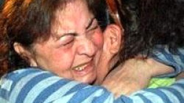 Ölü Bildiği Annesiyle 40 Yıl Sonra Kucaklaştı