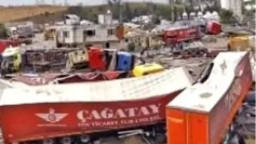 Tır Garajının Hasarı 25 Milyon Euro'dan Fazla