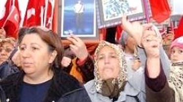 Şehit ve Gazileri Yok Saymayın