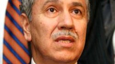Bu Hükümette Öksürülünce Kaçan Yok